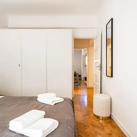 Apartment Akicity Ourique Orange Lisbon